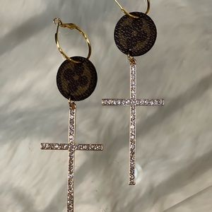 cross earring